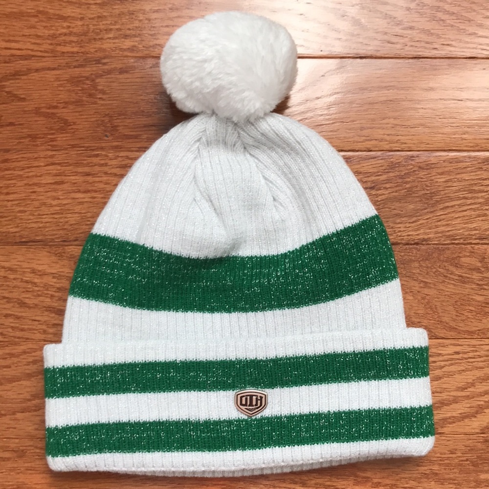 Blackhawks Hat - Picture 5 of 13